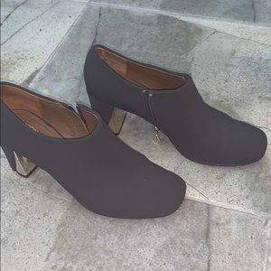 Heels!